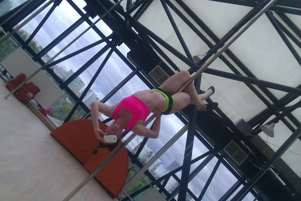 pole-dance танец на шесте отрадное дежнева